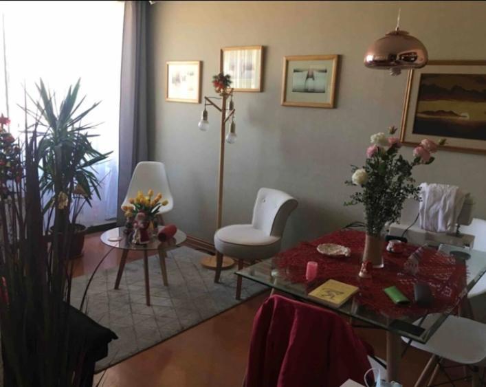 Luminosa Habitacion Con Bano Privado En El Centro De Providencia Santiago
